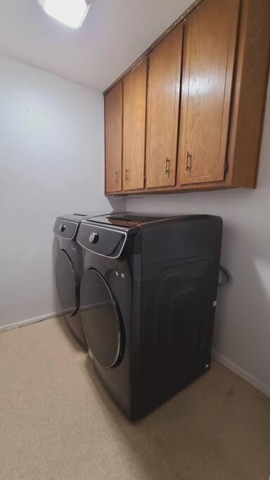 Centrally Located In Rogers And Bentonville! -Private Rooms Luaran gambar