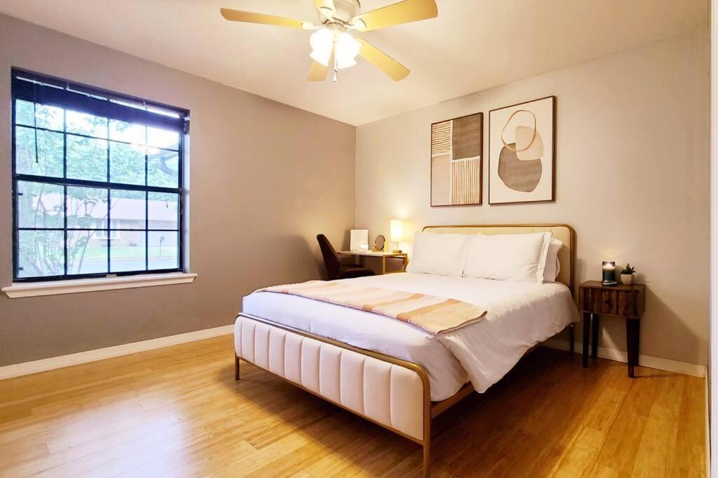 Centrally Located In Rogers And Bentonville! -Private Rooms Bilik gambar